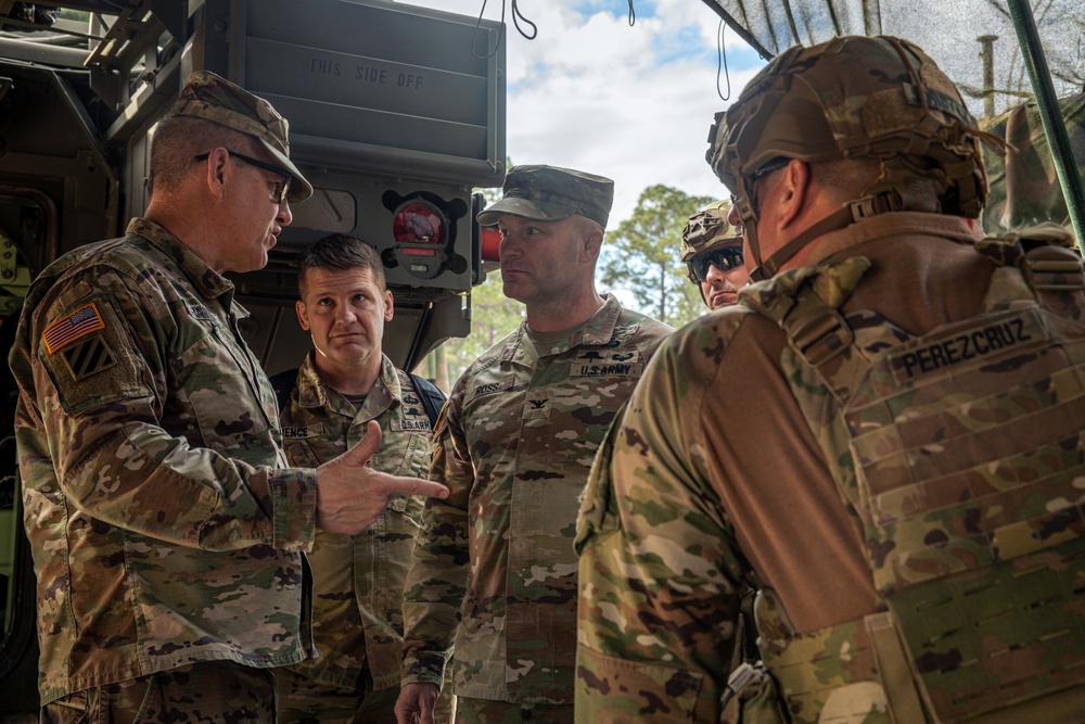 General James Rainey visits Fort Stewart