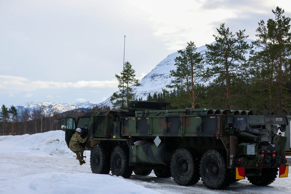 MLRS battalion conducts arctic drivers training led by Norwegian Army
