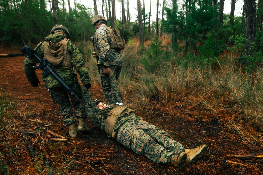 U.S. Marines Attending an EHIT Course Conduct Patrol Evaluations