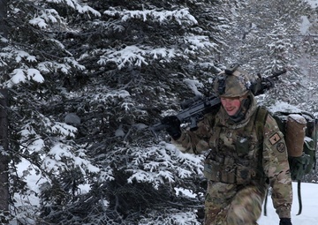 3-116 Braves the Cold