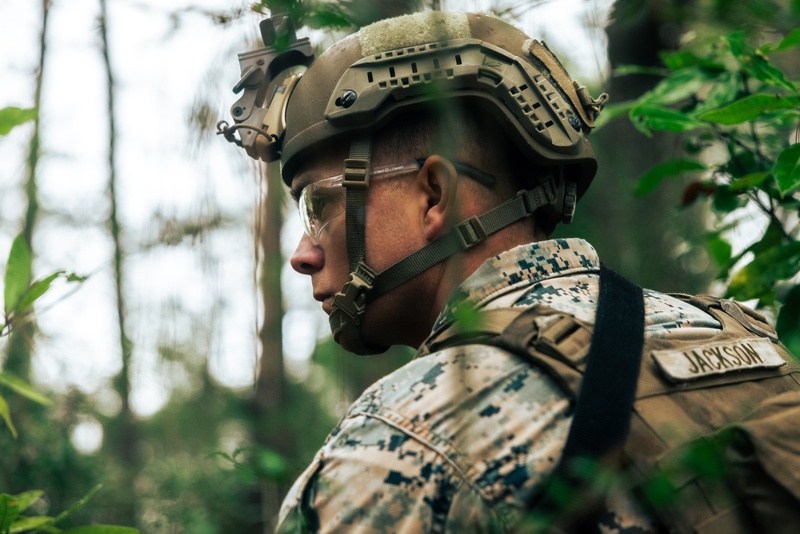 U.S. Marines Attending an EHIT Course Conduct Patrol Evaluations