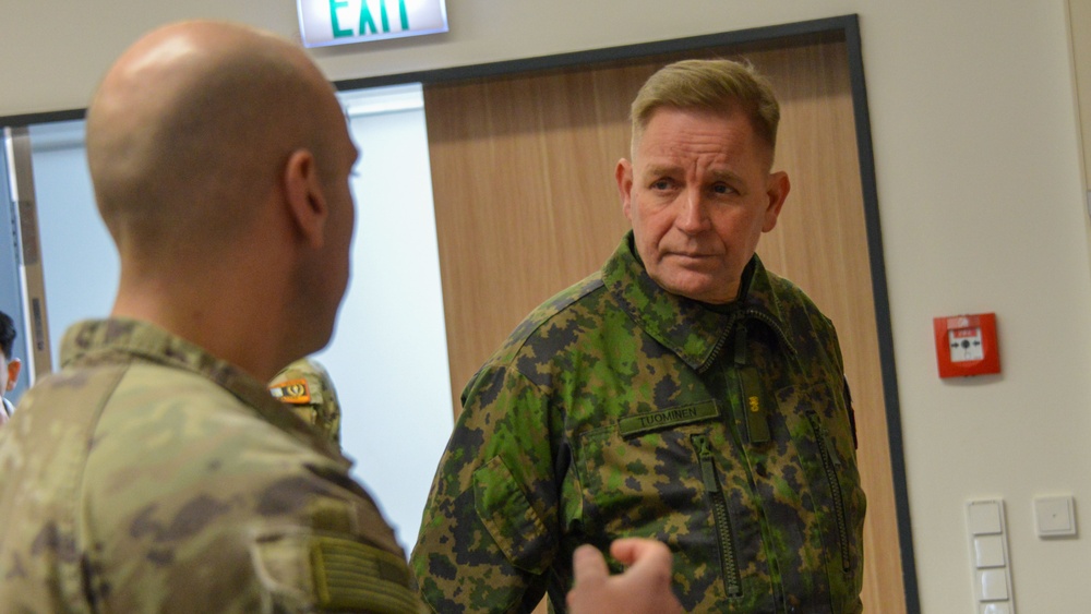 Finnish Army General visits JMTG-U