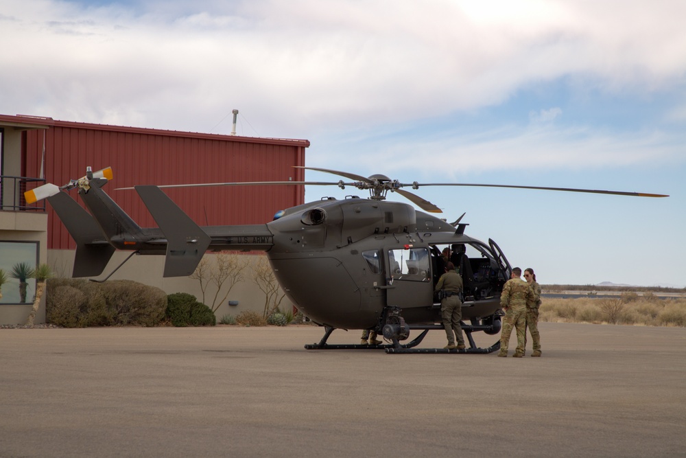 U.S. Soldiers conduct aerial border observation