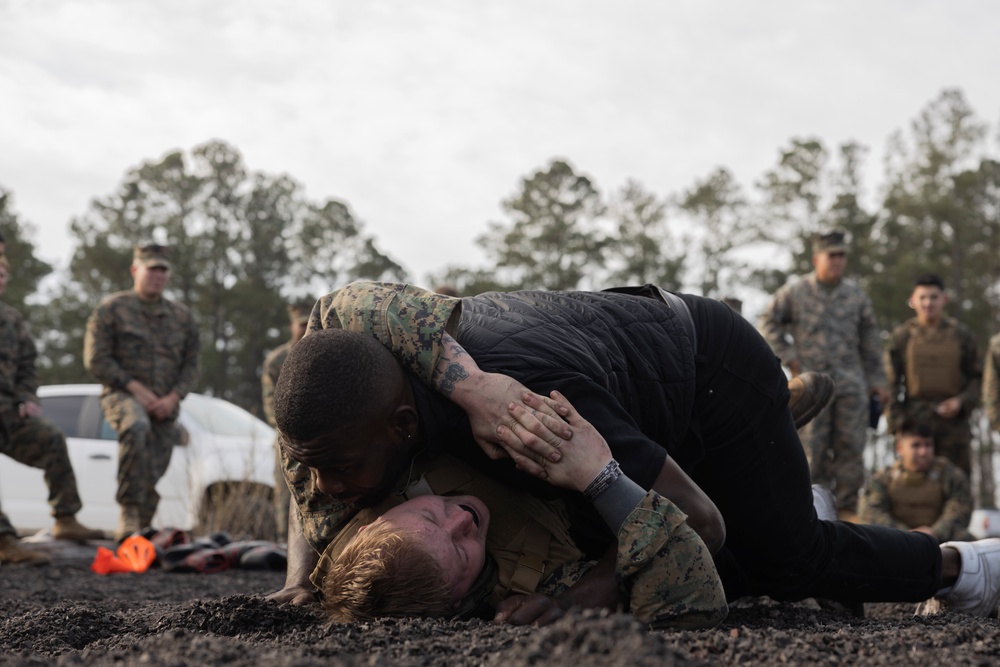 Professional mixed martial arts fighter Impa Kasanganay visits 2nd Low Altitude Air Defense Battalion