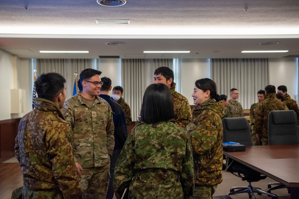 JGSDF English Tour Strengthens U.S.-Japan Ties