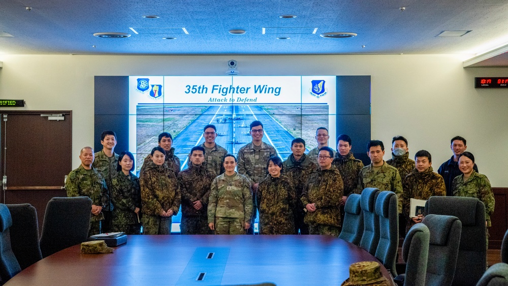 JGSDF English Tour Strengthens U.S.-Japan Ties