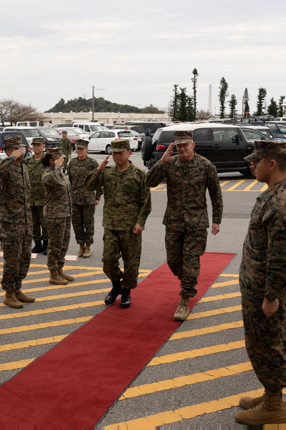 Lt. Gen. Yamane Toshikazu visits III Marine Expeditionary Force