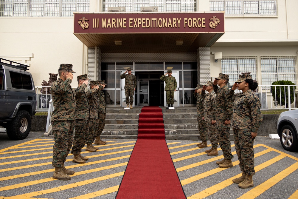 Lt. Gen. Yamane Toshikazu visits III Marine Expeditionary Force