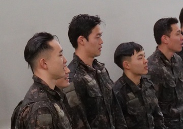 The 2nd Infantry Division hosted KMA cadets to prepare for the annual Sandhurst Military Skills Competition