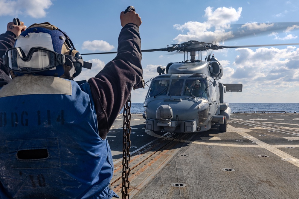 DDG 114 Flight Operations with HSM 49.4