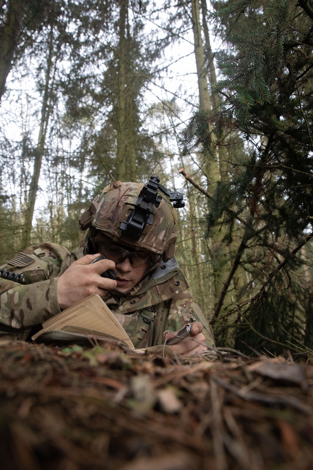 2CR Soldiers train on Area Recon