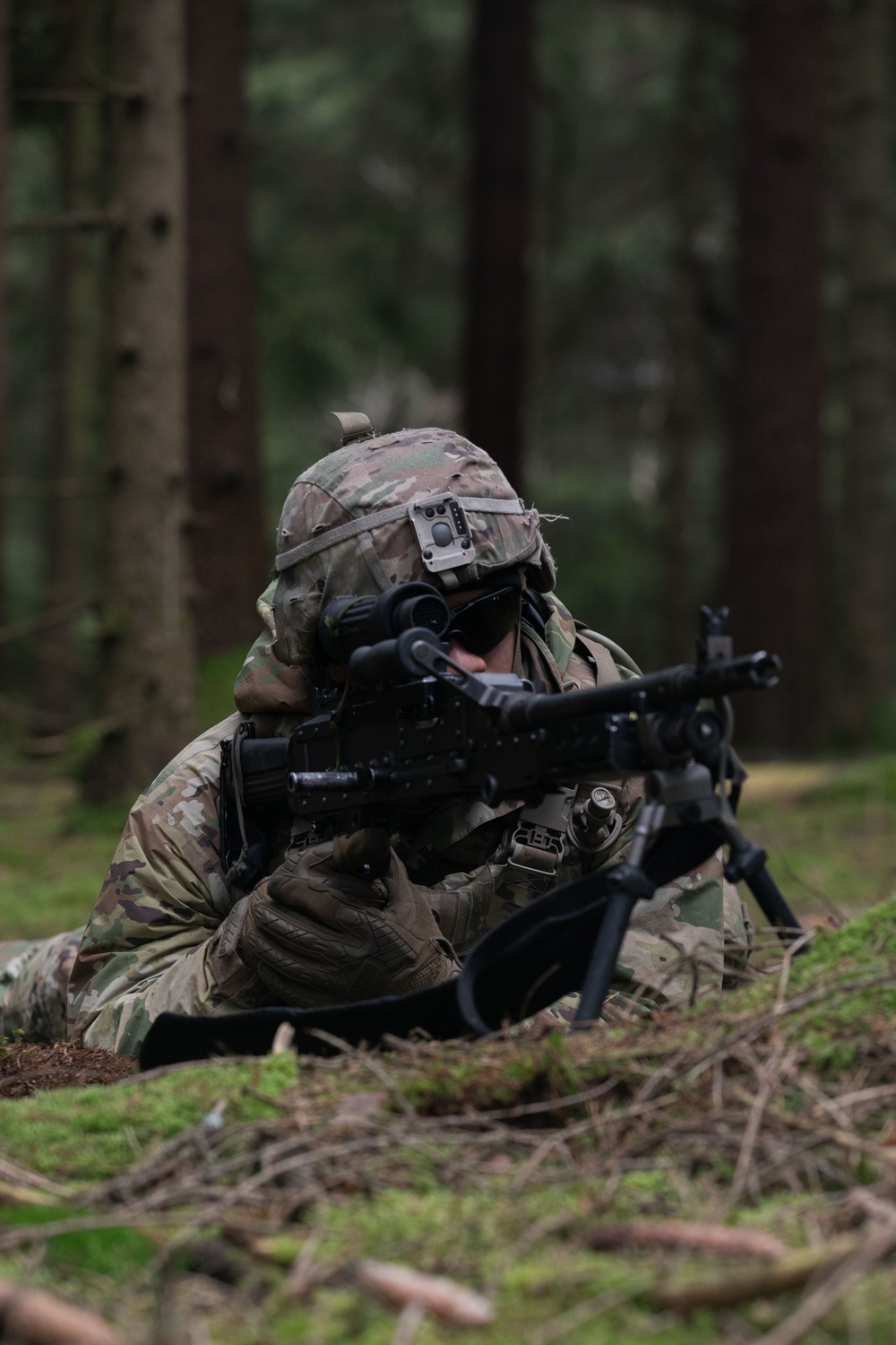 2CR Soldiers train on Area Recon