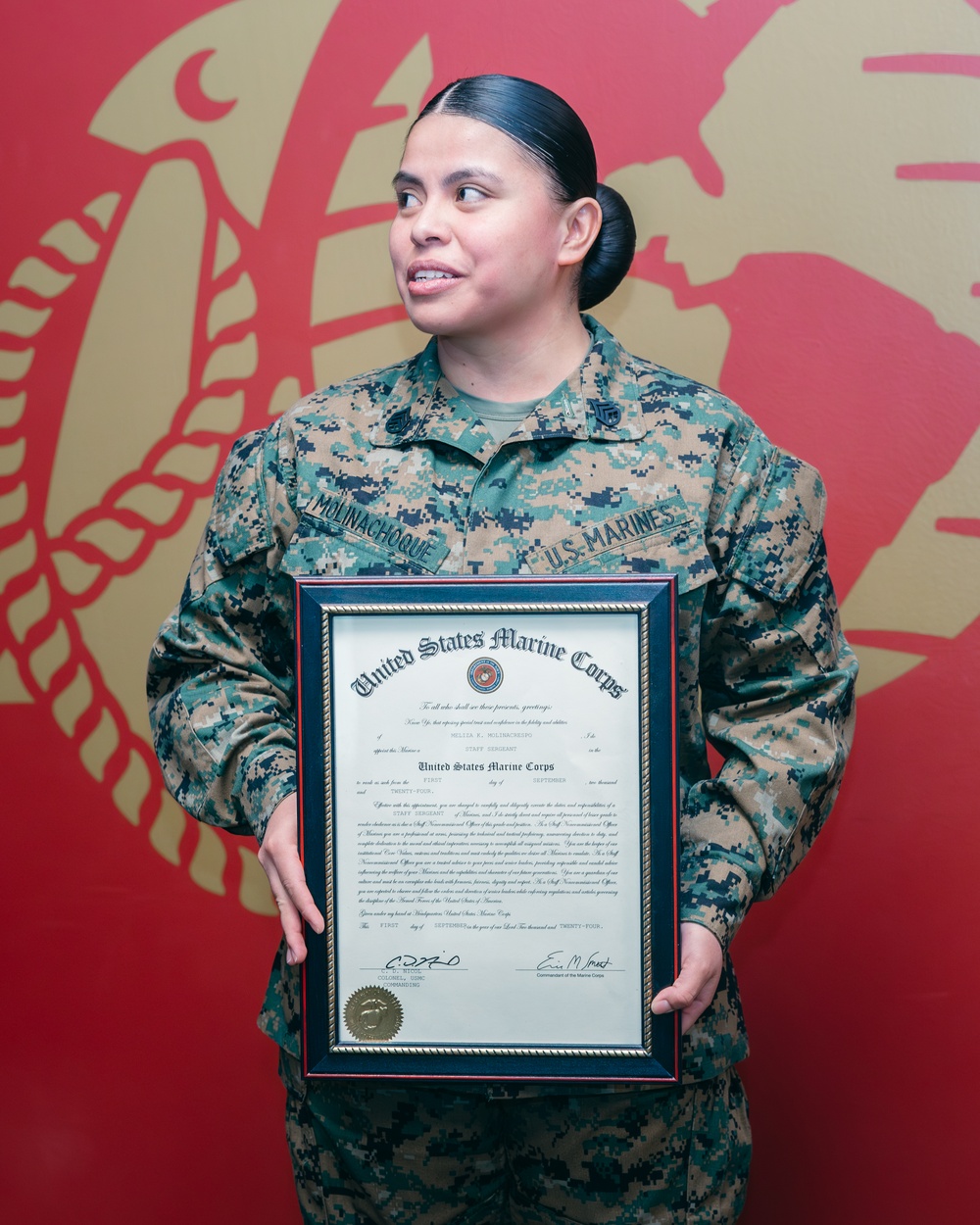 Commandant, General Smith, visits Recruiting Substation Rockville