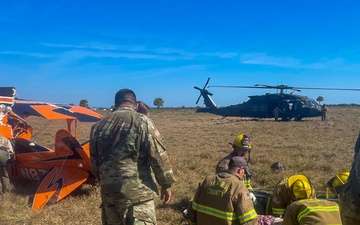 3rd Combat Aviation Brigade Soldiers respond to aircraft emergency in Florida