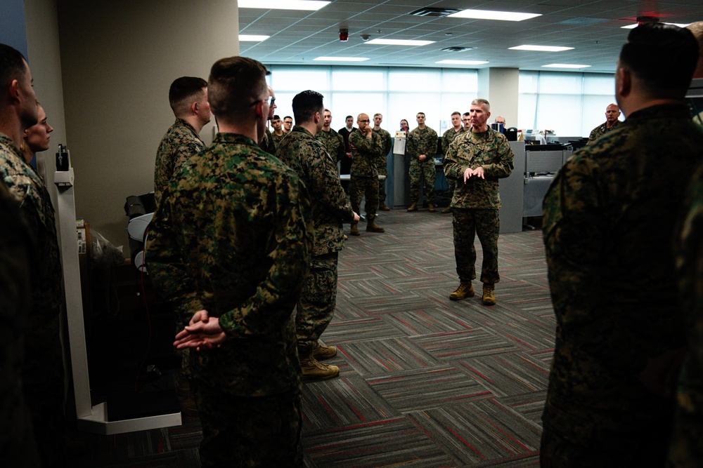 Firsthand Glimpse at Non-kinetic Cyberspace Capabilities: The 39th Commandant of the Marine Corps Visits Marine Corps Information Command