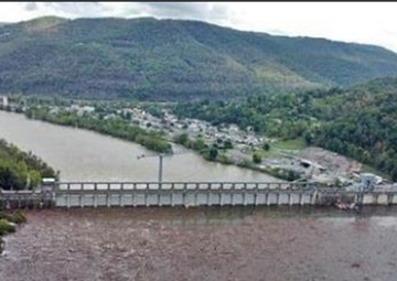 Debris building up around Bluestone Dam