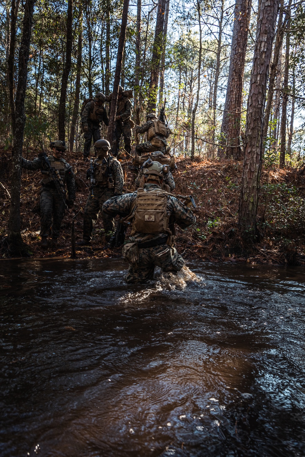 26th MEU |V2/2 Fox Company Conducts Raid Exercise on Camp Davis