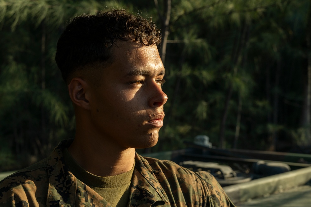 U.S. Marines with 2nd MAW offload equipment and supplies in the Bahamas