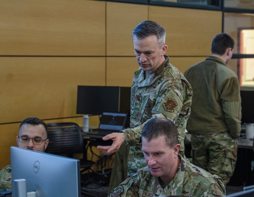 132d Wing Airmen take on ISU International Cyber Defense Competition