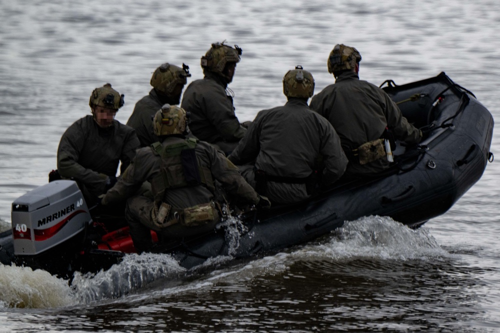 NSW Conducts Training with Lithuanian and German special operations forces