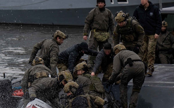 NSW Conducts Training with Lithuanian and German special operations forces