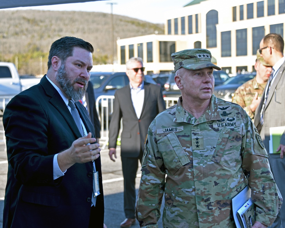 USSPACECOM deputy commander receives update on Army space