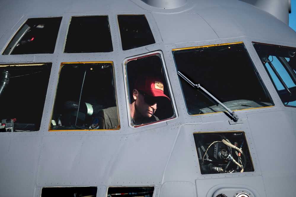 Cowboy Guard and the California Air National Guard conduct MAFFS training in Arizona