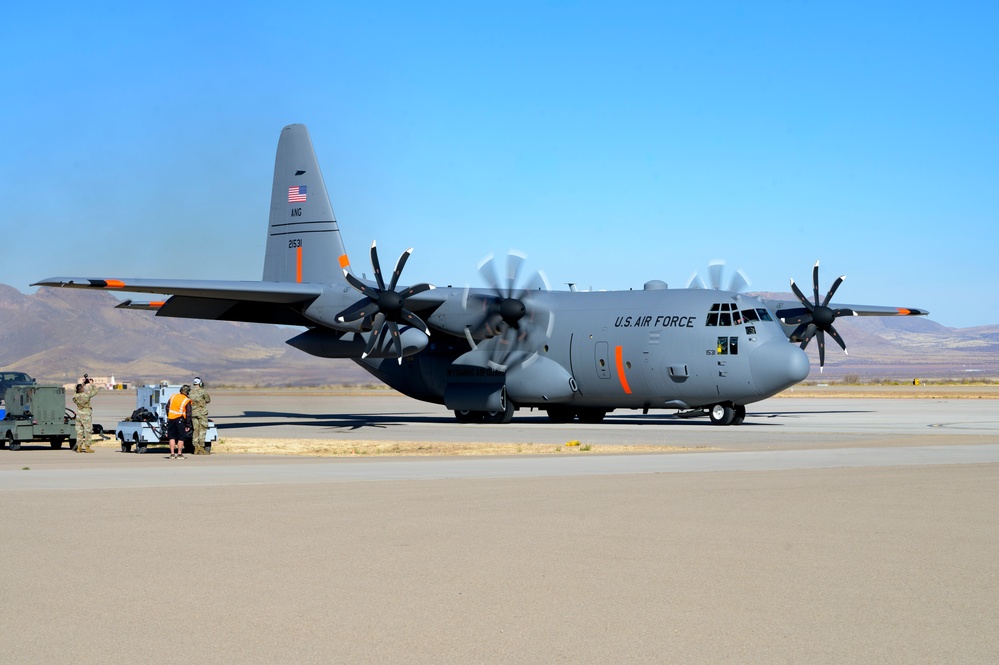 Cowboy Guard and the California Air National Guard conduct MAFFS training in Arizona