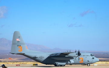 Cowboy Guard and the California Air National Guard conduct MAFFS training in Arizona