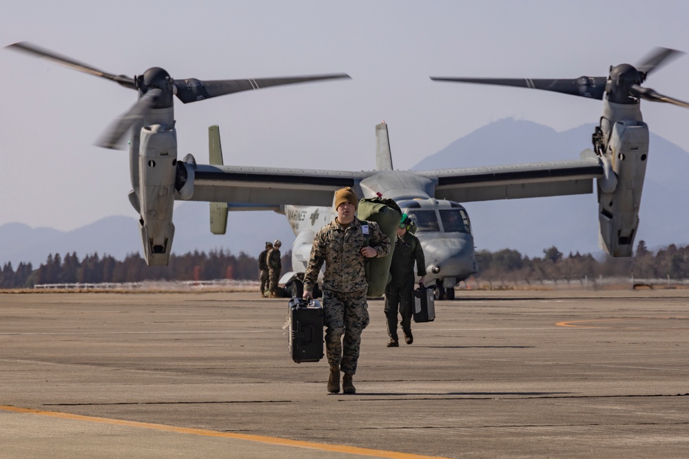 Iron Fist 25 | VMM-262 (Rein.) departs USS America (LHA 6)