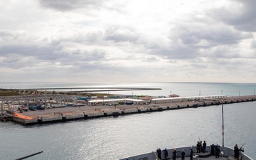 USS San Diego (LPD 22) visits Ishigaki