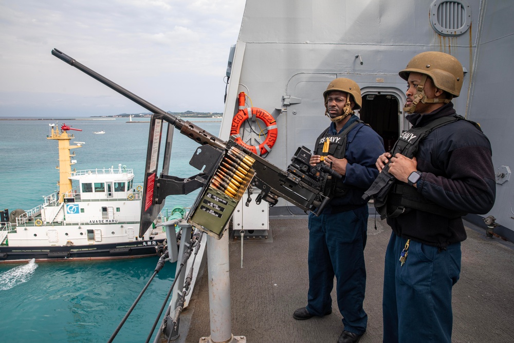 USS San Diego (LPD 22) visits Ishigaki