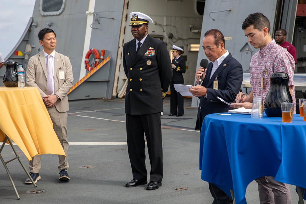 USS San Diego (LPD 22) visits Ishigaki