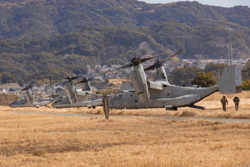 Iron Fist 25 | VMM-262 (Rein.) and JGSDF conduct Bilateral Insert