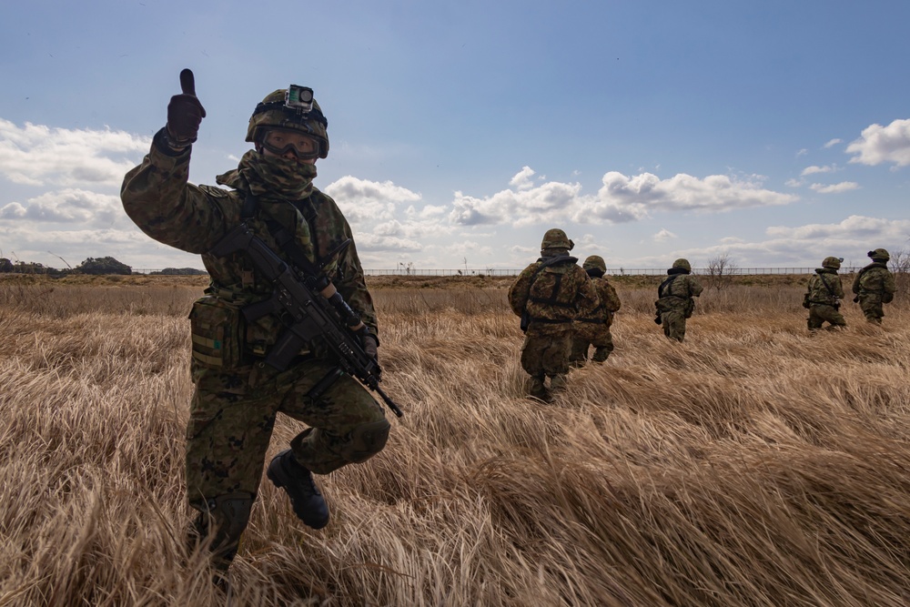 Iron Fist 25 | VMM-262 (Rein.) and JGSDF conduct Bilateral Insert