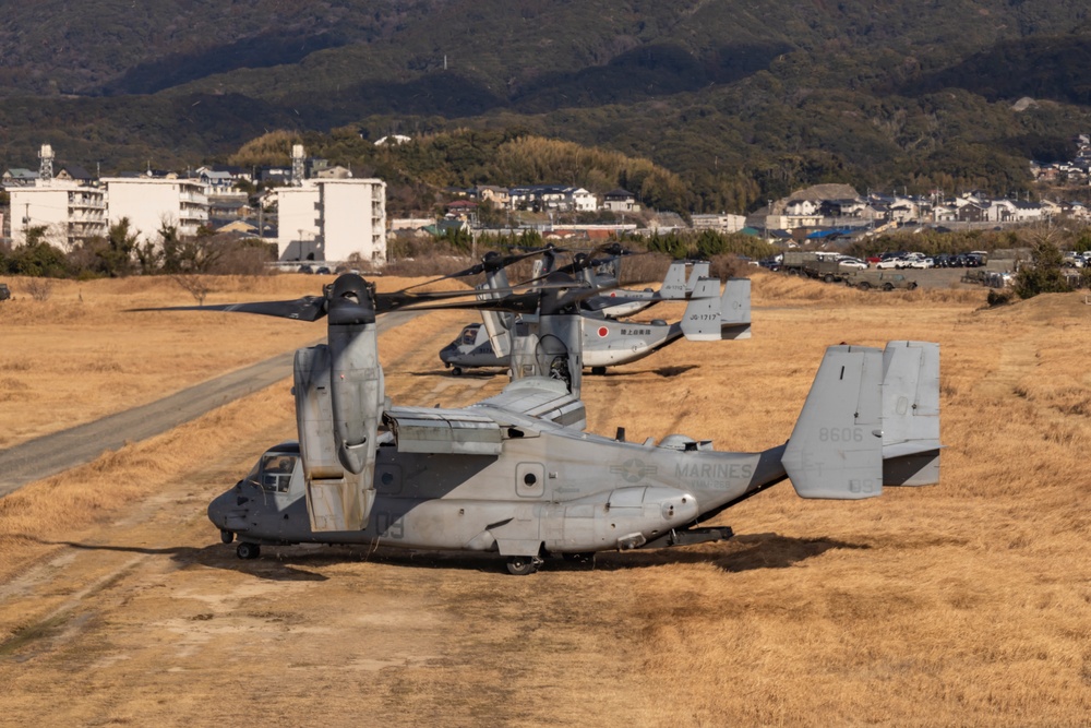 Iron Fist 25 | VMM-262 (Rein.) and JGSDF conduct Bilateral Insert
