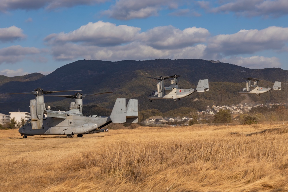 Iron Fist 25 | VMM-262 (Rein.) and JGSDF conduct Bilateral Insert