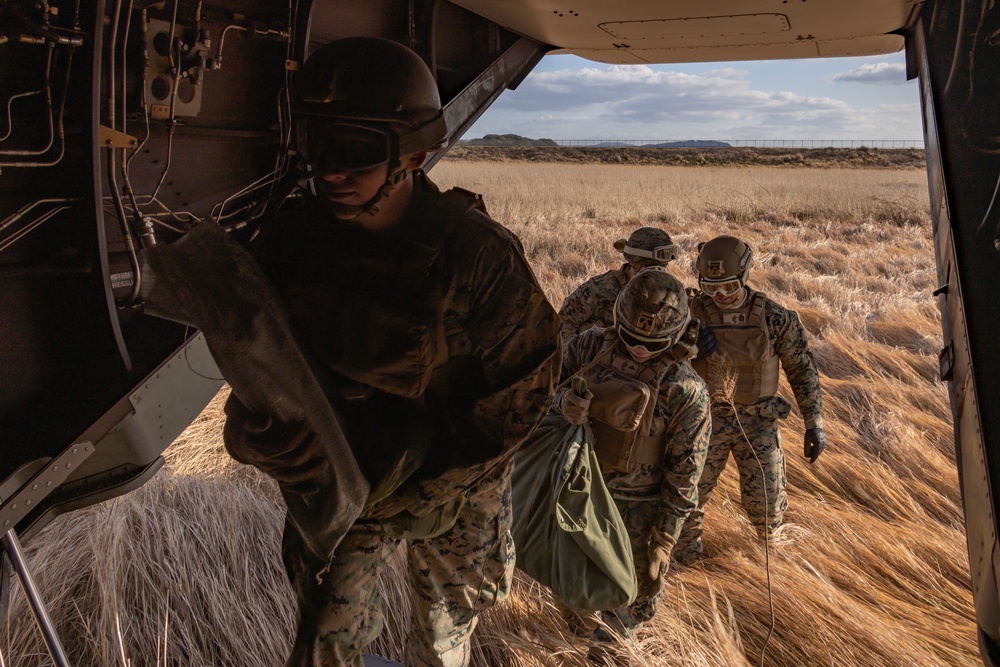 Iron Fist 25 | VMM-262 (Rein.) and JGSDF conduct Bilateral Insert