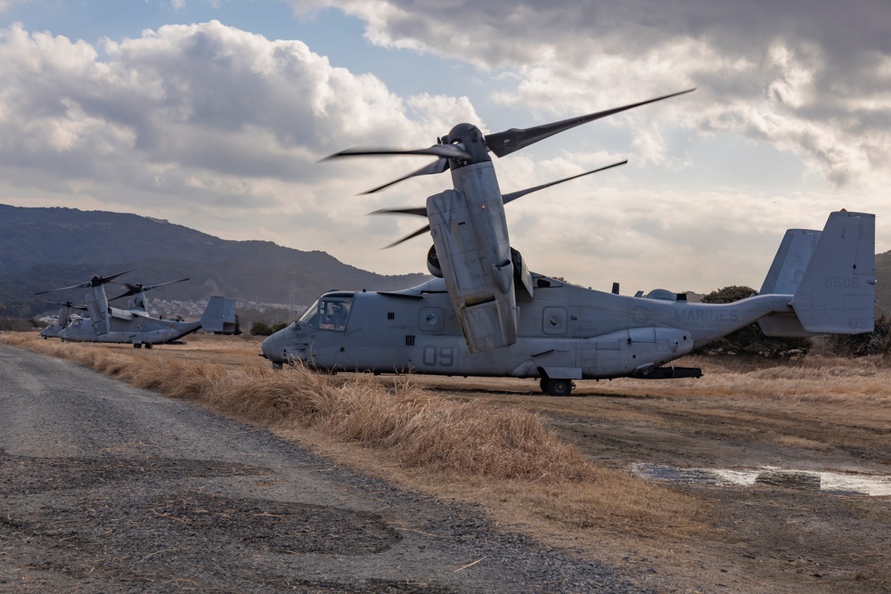 Iron Fist 25 | VMM-262 (Rein.) and JGSDF conduct Bilateral Insert