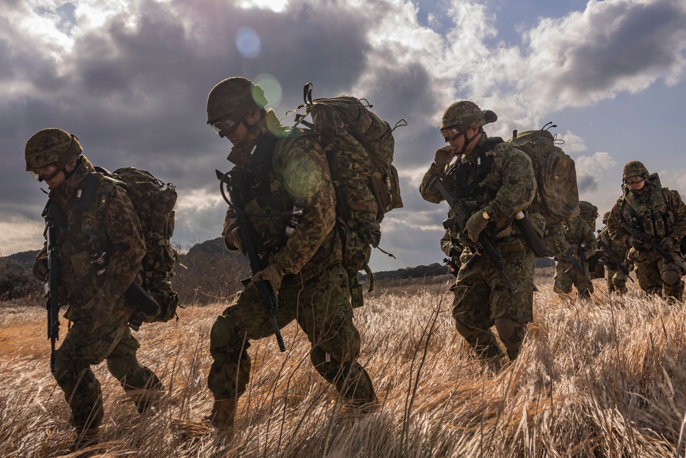 Iron Fist 25 | VMM-262 (Rein.) and JGSDF conduct Bilateral Insert