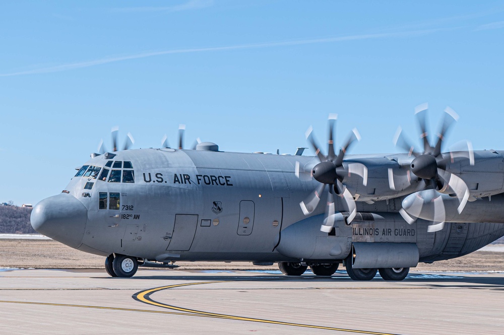 Missouri Aircrew Trains on 8-bladed C-130