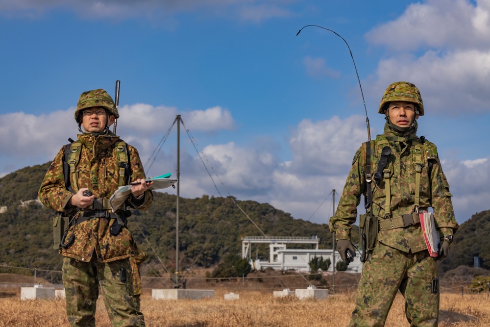 Iron Fist 25 | VMM-262 (Rein.) and JGSDF conduct Bilateral Insert