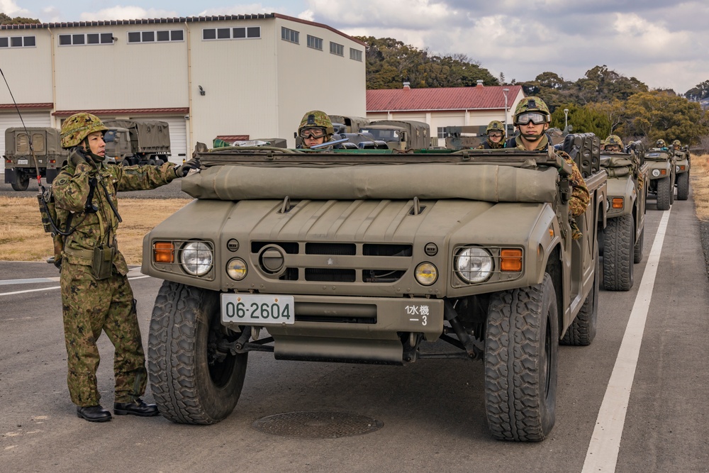 Iron Fist 25 | VMM-262 (Rein.) and JGSDF conduct Bilateral Insert