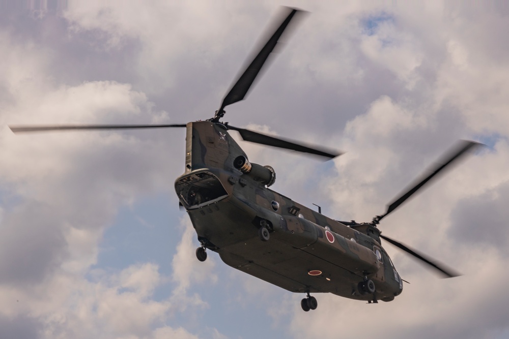 Iron Fist 25 | VMM-262 (Rein.) and JGSDF conduct Bilateral Insert