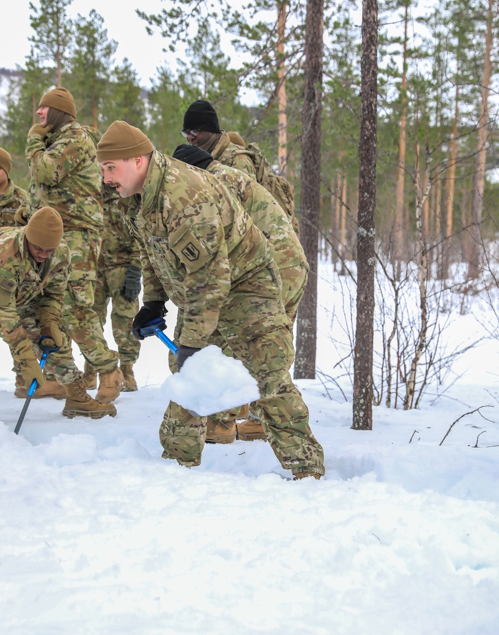 MLRS Battalion conducts a 10-man arctic tent during Exercise in Norway