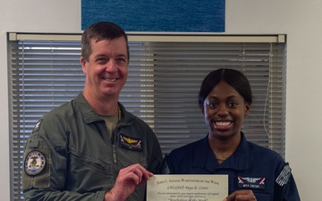 USS John C. Stennis (CVN 74) Sailor is Awarded Warfighter of the Week