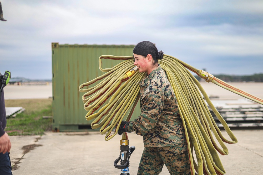 ARFF Conducts Training at MCAS Beaufort