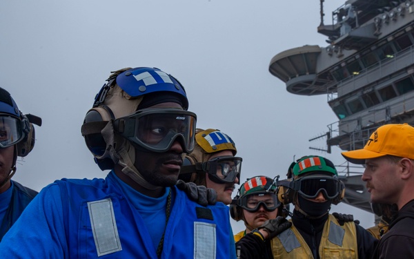 Abraham Lincoln conducts a flight deck drill