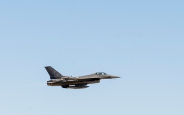 F-16 conduct routine training