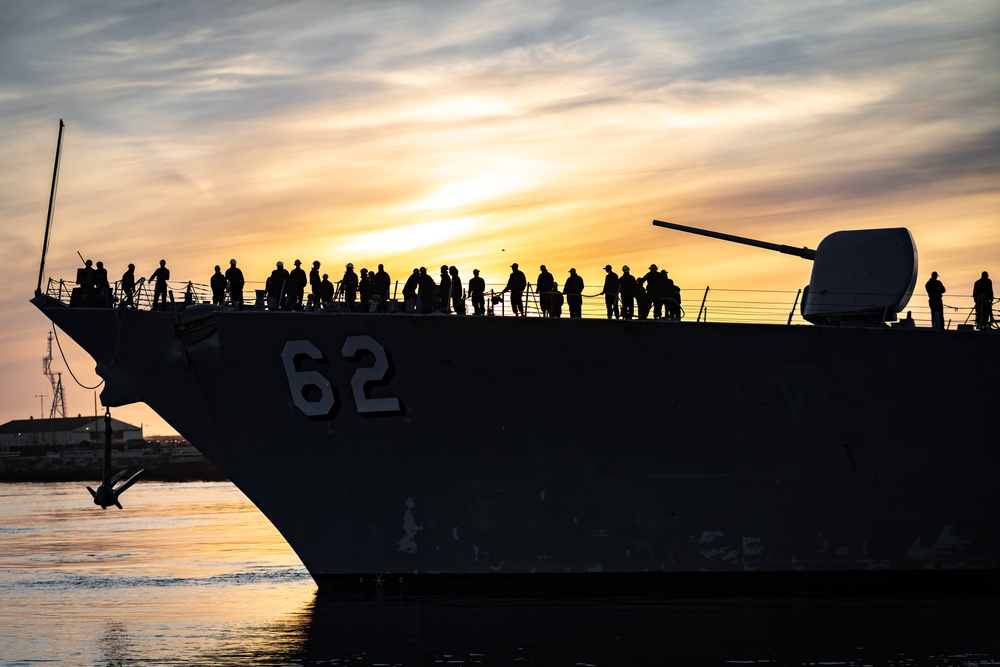 USS Fitzgerald (DDG 62) conducts a port call onboard Naval Base Ventura County